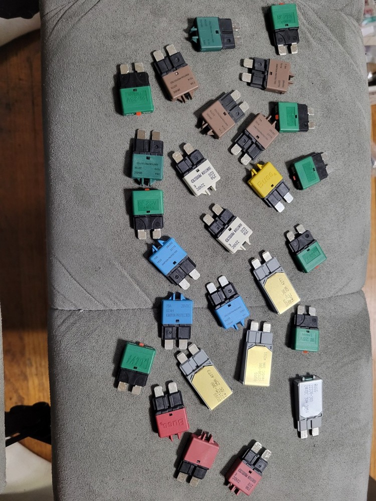 27 Misc Amp Bussmann DC Circuit Breakers – Blade Type