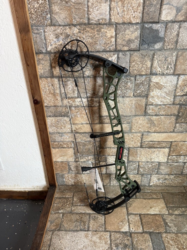 Darton Consequence 2 Green Right Hand Bow 60-70lb