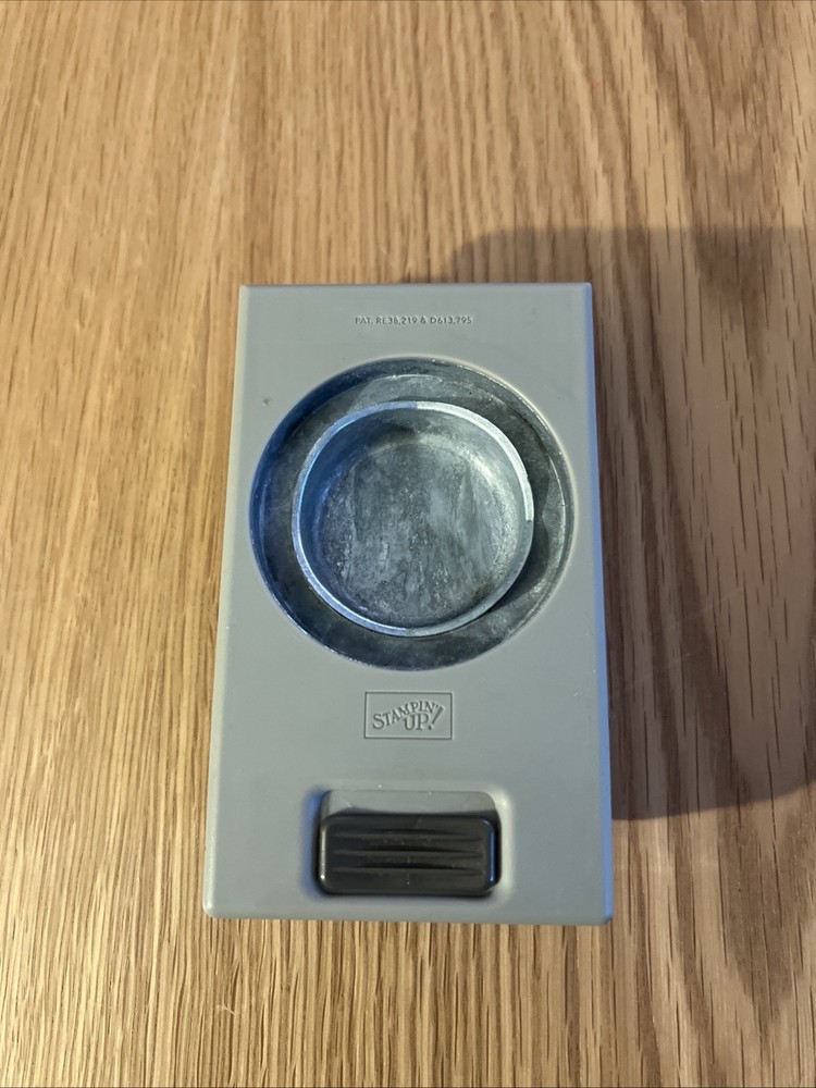 Stampin' Up! 2" Circle Punch Flat Locking