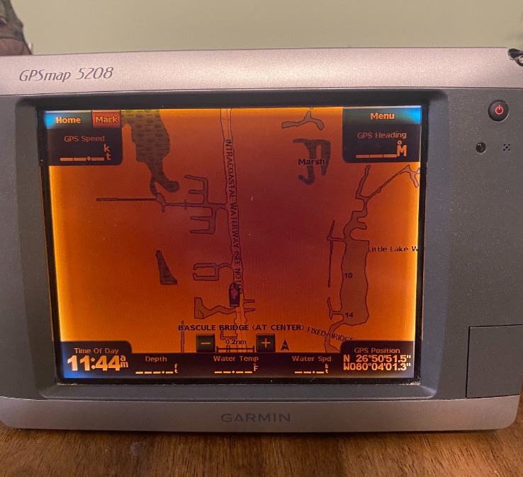 GARMIN GPSMAP 5208 GPS CHART PLOTTER RADAR FISHFINDER MFD - Read