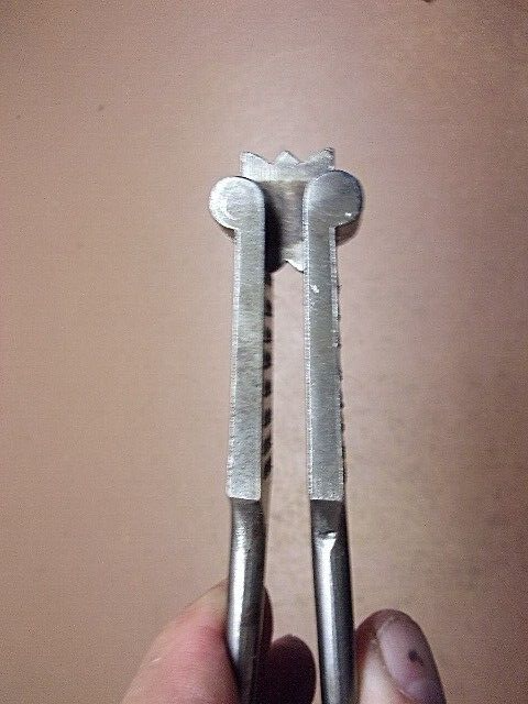 Vintage Steel Nutcracker Holiday Kitchen Tool Multi-Size Nut Cracker Tool LQQK!
