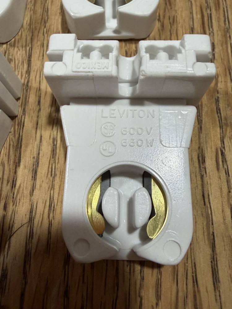 Leviton Tombstone 16 Pack