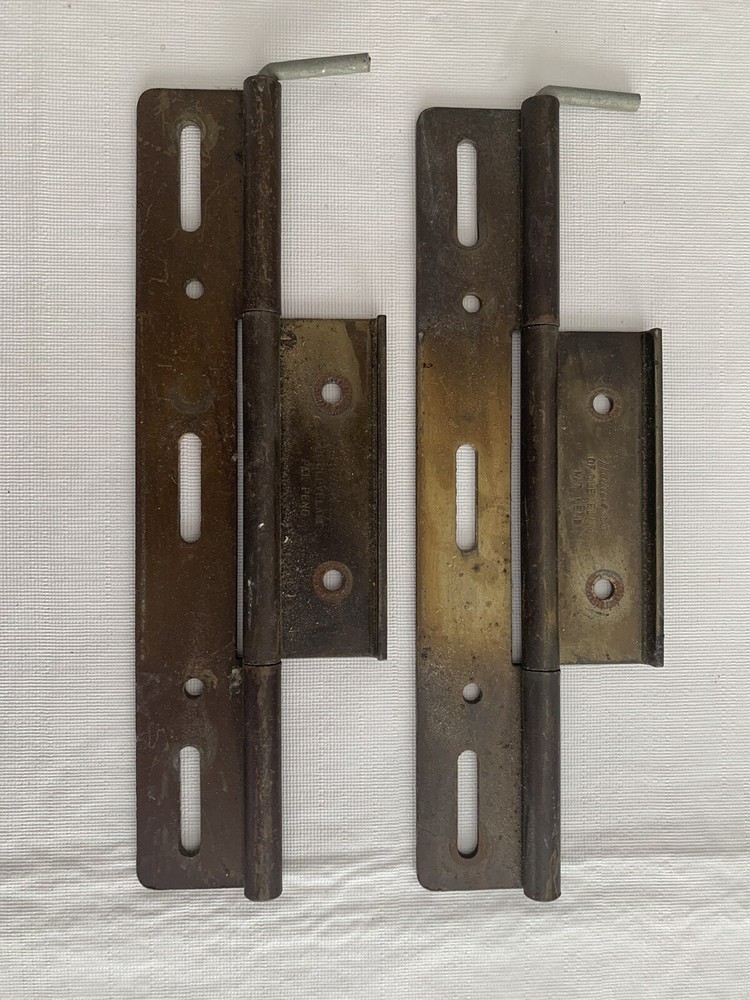 The Harvard H Hinge Brass Colored Steel Large Hinge