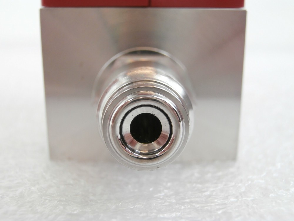 STEC SEC-V111DM Mass Flow Controller MFC SEC-V100 200 SCCM Ar Working Surplus