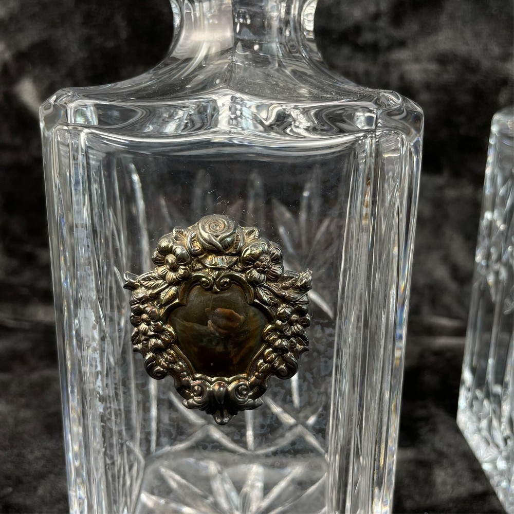 Atlantis Crystal Decanter Square Sterling Silver Emblem Crest Medal EUC PAIR