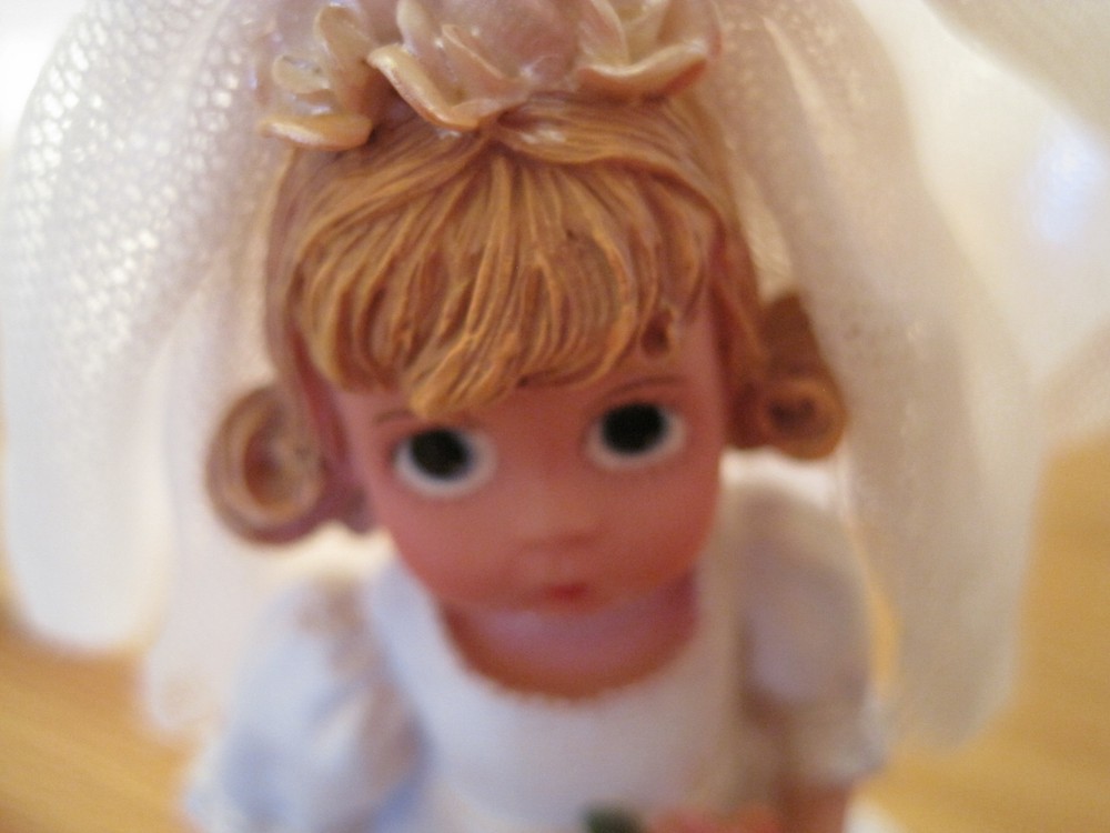 Madame Alexander Bride Figurine 6"