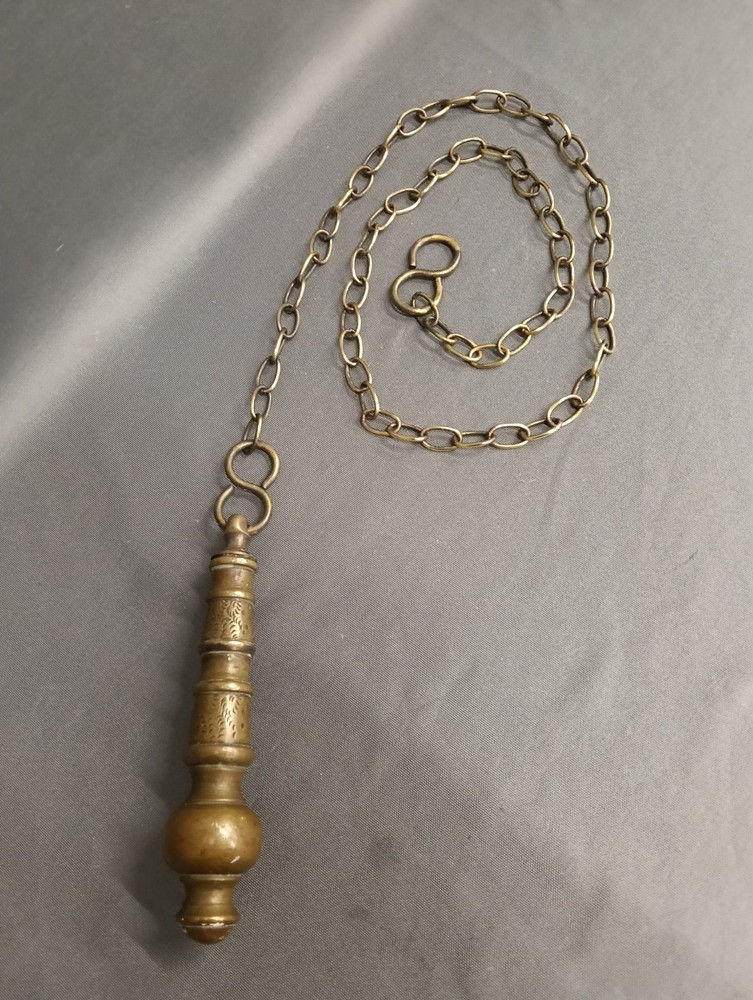 BRASS HIGH LEVEL CISTERN LOO PULL / TOILET PULL,  CHUNKY BRASS CHAIN