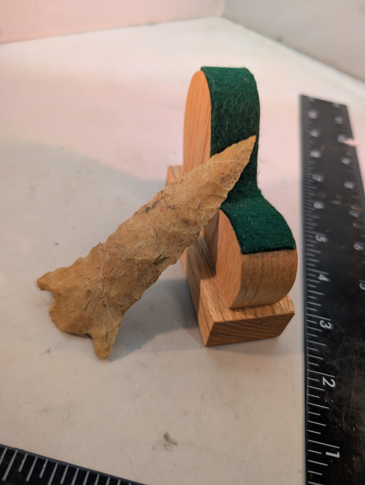 Etly point 4 long Artifacts- Relics, Arrowheads