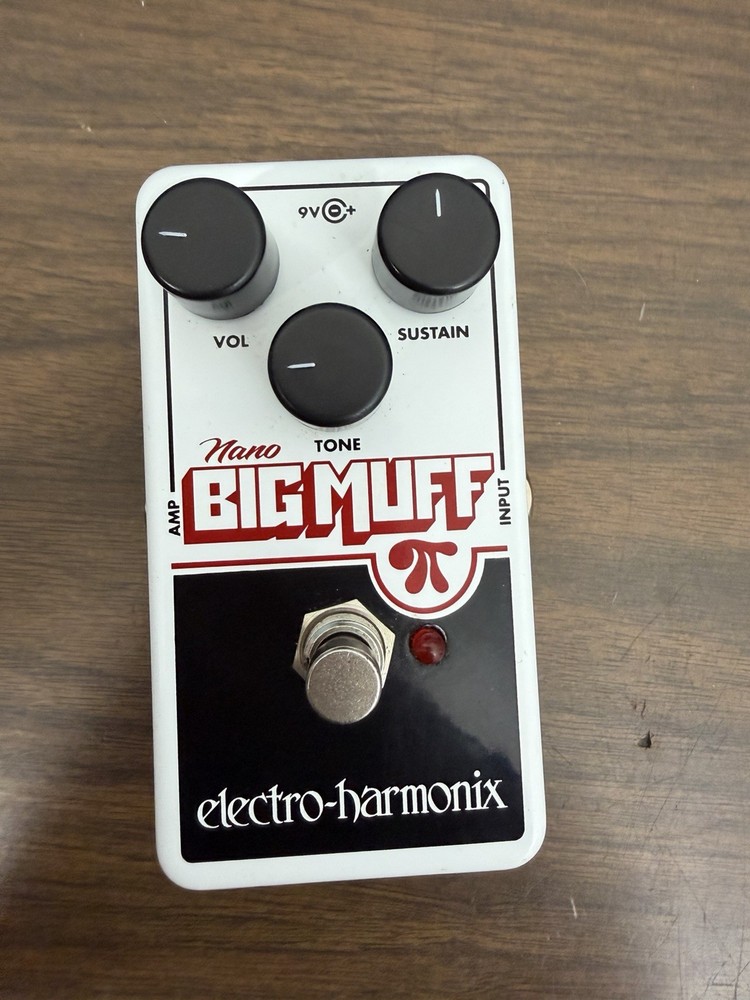 Electro-Harmonix Nano Big Muff Pi Fuzz Guitar Effects Pedal