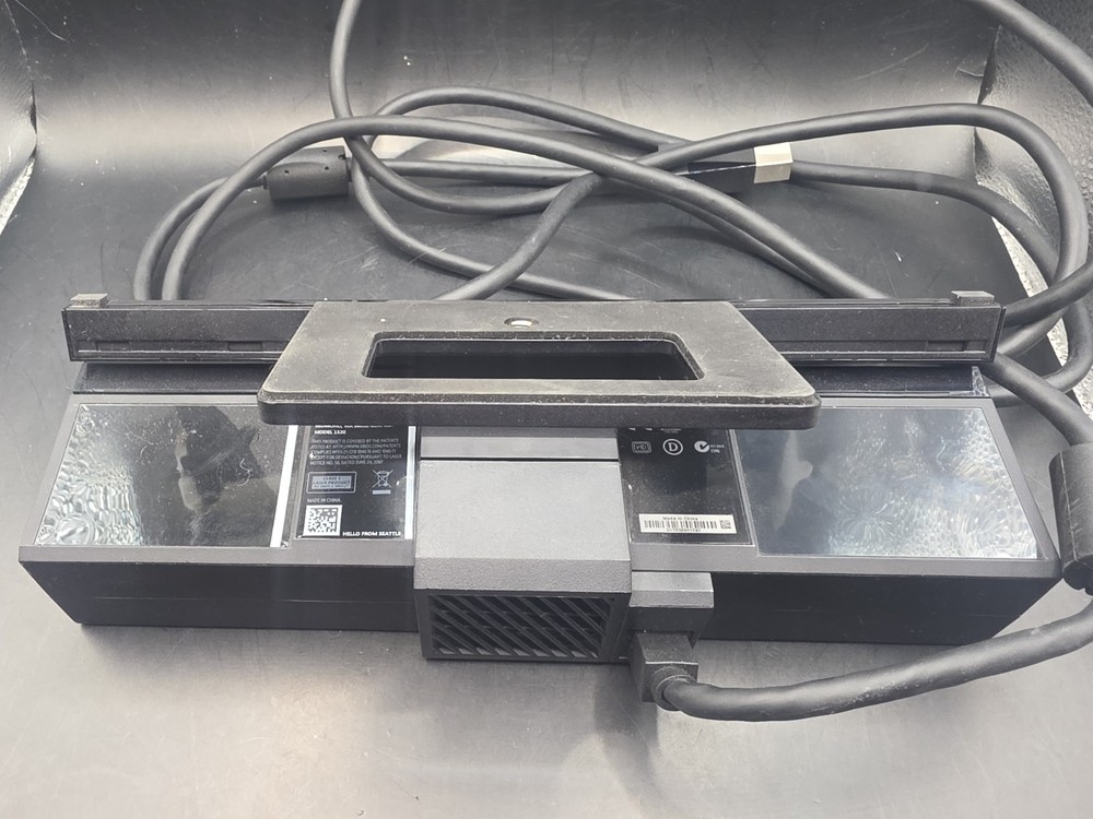 Microsoft Xbox One Kinect Sensor Adapter Model 1520 Bundle w Game Tested