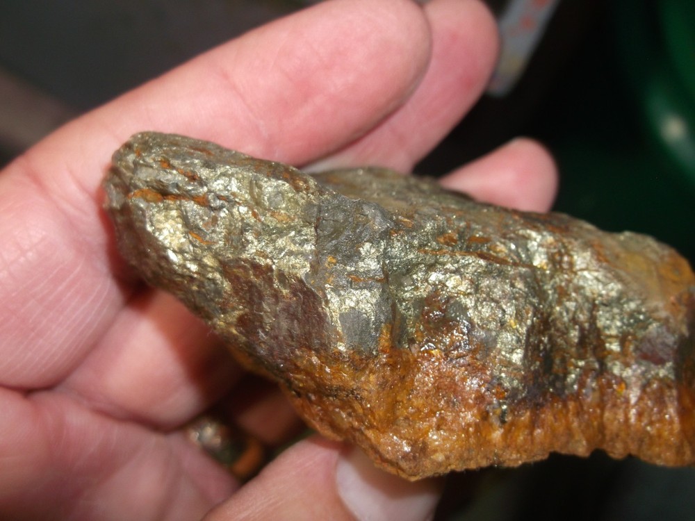 gold silver copper ore, 194 grams samples ,ore high grade .