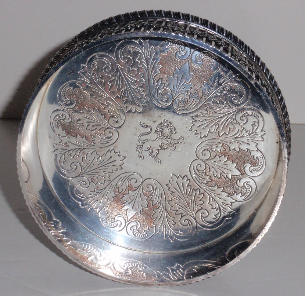 International Silver-plated Giftware Lion Accent/Wine Coaster Dish