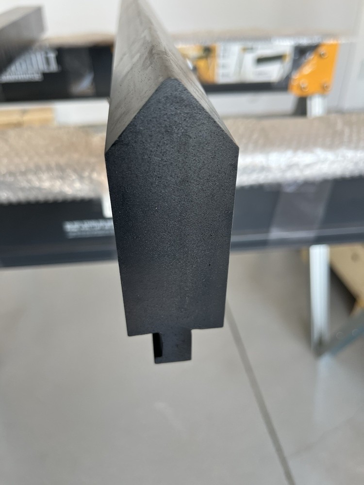 PRESS BRAKE 90 DEGREE PUNCH - 36" Long