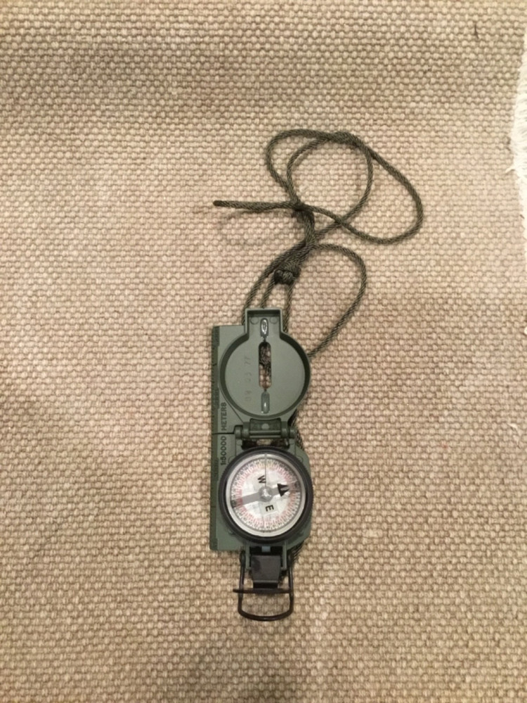 Model 27 Cammenga U.S. phosphorescent Military compass