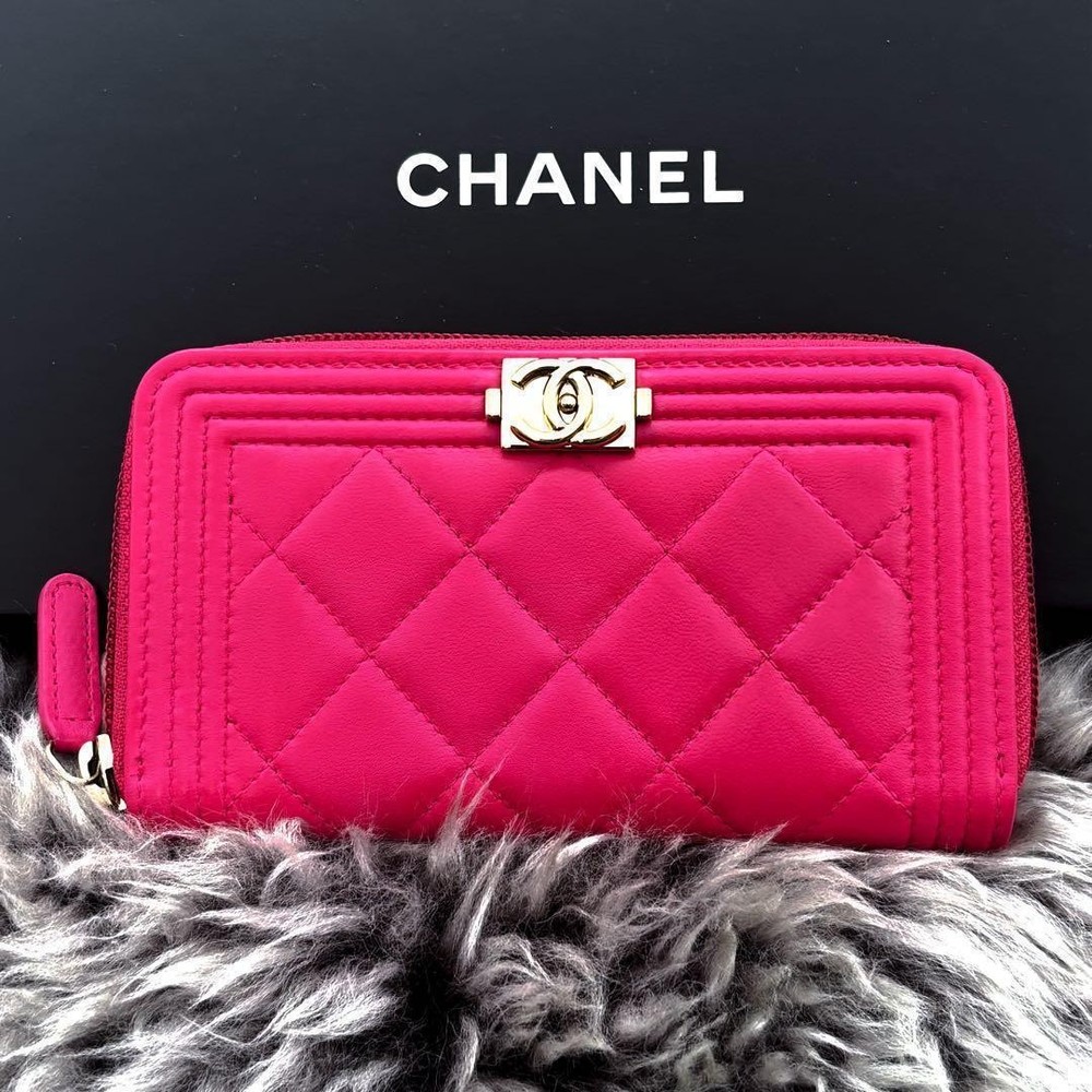 Chanel Boy Chanel Round Zip Medium Wallet