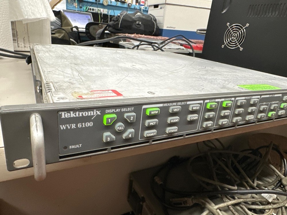 Tektronix WVR-6100 Multi-Standard Multi-Format Waveform Rasterizer OPT STD