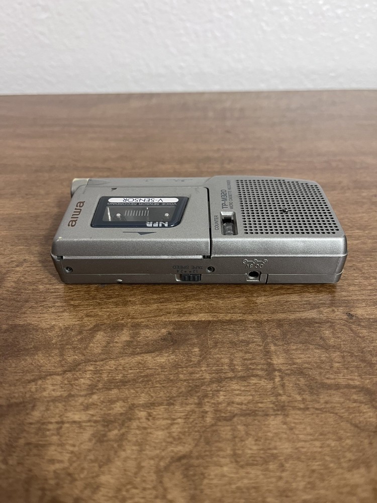 Aiwa TP-M320 Micro Cassette Voice Recorder