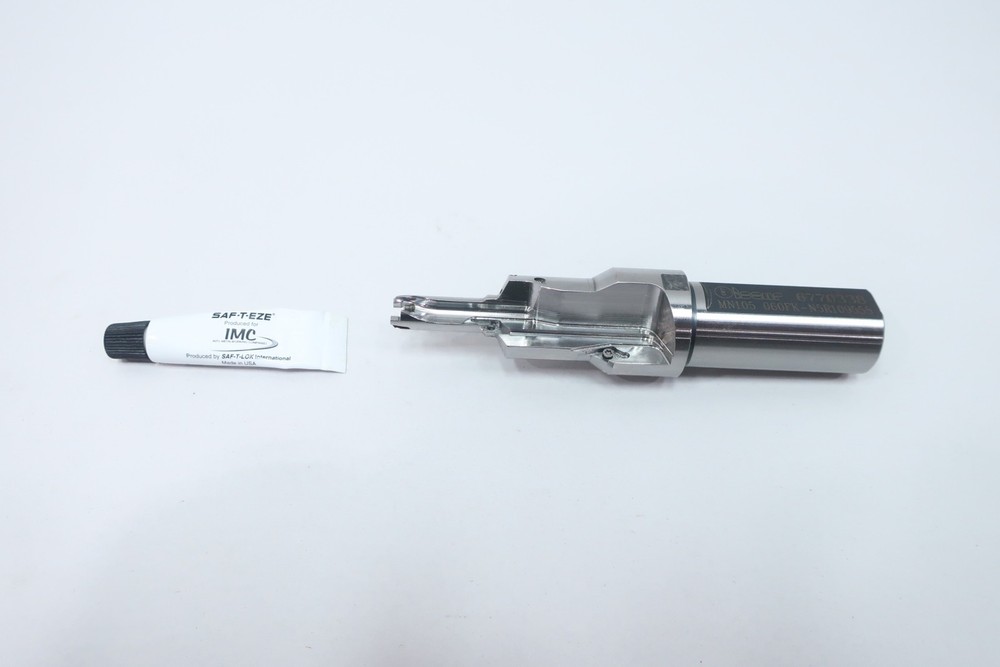 Iscar MN105 060FK-N5R109555 Solid Carbide Insert Tool Holder