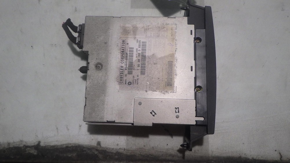 04 CHRYSLER PACIFICA Info Screen DVD 4685908AF