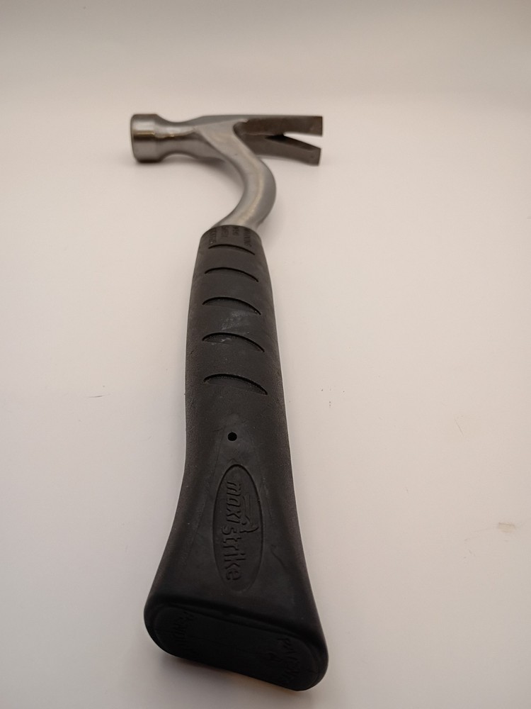 Maxistrike Junior 16oz Hammer JT-005. Good Condition.