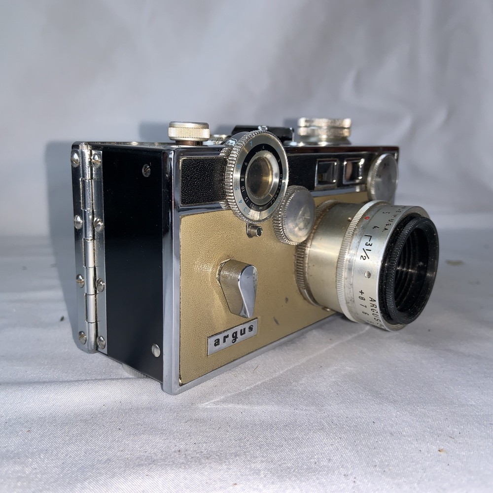 Argus Match-Matic Tan C3 Rangefinder w/ LC3 Meter & Leather Case
