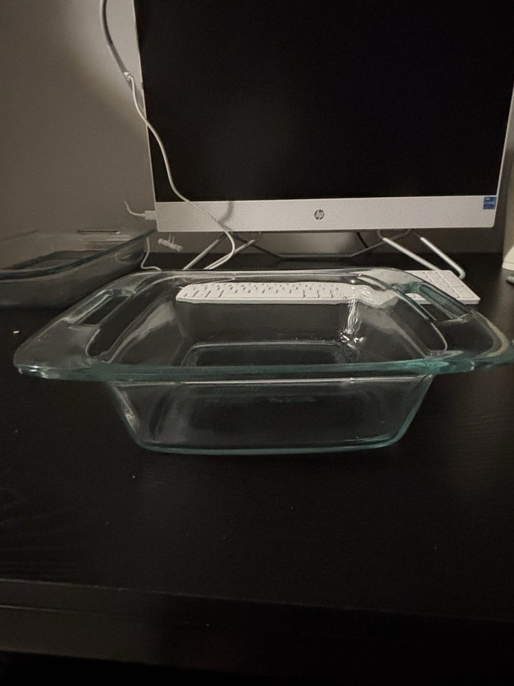 Pyrex 2 Piece Set with Handles Glass Bakeware Set Baking Dish