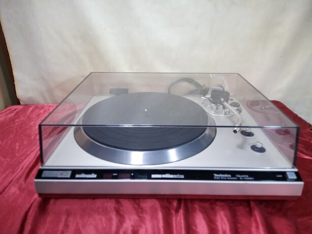 Technics SL-1300 MK2 Fully Automatic Direct Drive Turntable