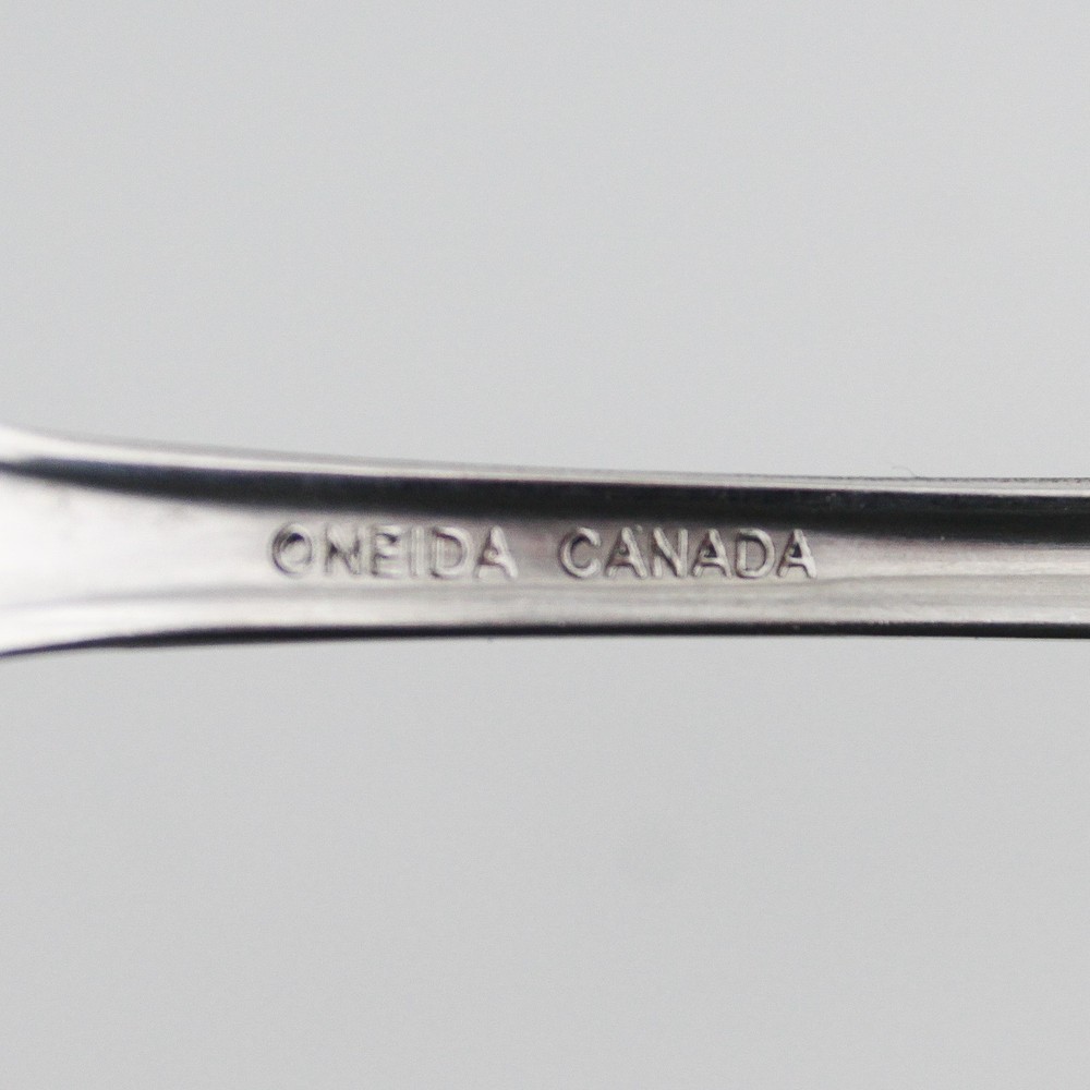 Oneida Silver Falkirk Pattern Stainless Med Cold Meat Serving Fork 8.5" Rare HTF