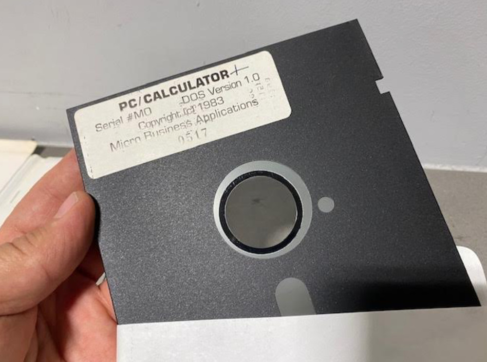 The PC Calculator - A multi-function software calculator software floppy disk