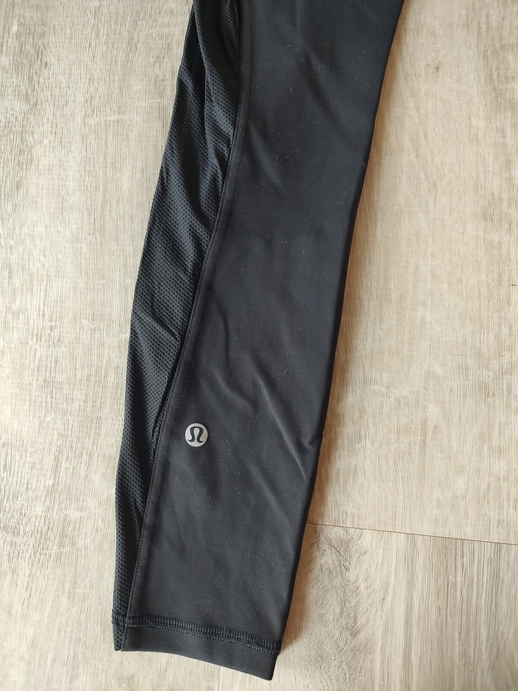 Lululemon Black Leggings Women’s Size 4-EUC