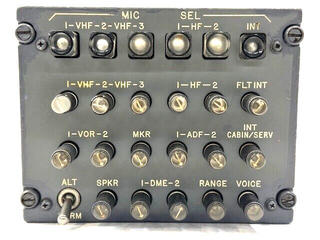 GABLES AVIATION AUDIO CONTROL PANEL MODEL G-1977 W/ CASE *PARTS ONLY*