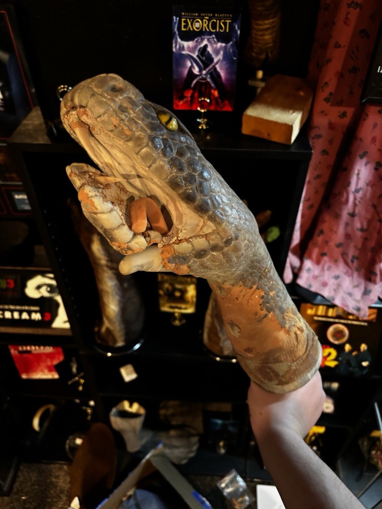 Anaconda 1997 Prototype snake Puppet With COA - check Pictures