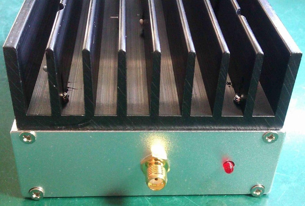 100KHz--70MHz 47dB 5W broadband linear RF amplifier, medium wave amplification,