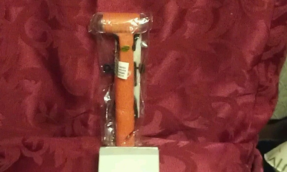 EMERGENCY ESCAPE HAMMER