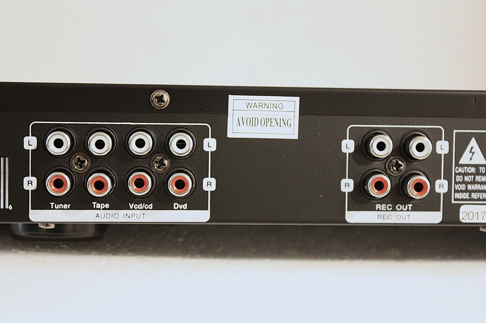 PYLE PPEQ100 GRAPHIC EQUALIZER - MULTIPLE INPUTS - NIB