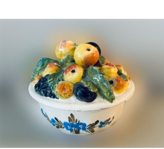 Made in Italy Capodimonte Covered Dish Ceramic 6" x 5"