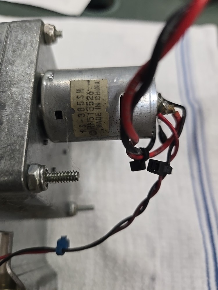 Bay Tek Red Zone Vend Motor With Coil