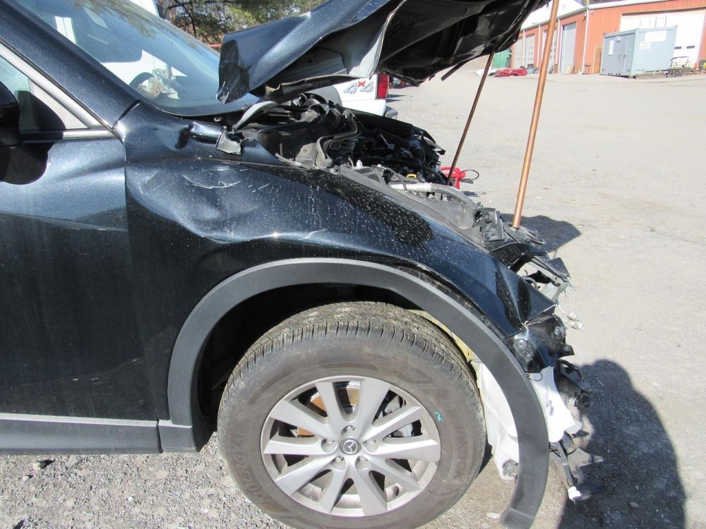 CX-5 2016 Glove Box 1030390