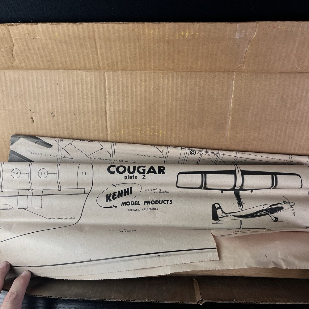 KENHI COUGAR SUPER STUNT MODEL WITH INSTRUCTIONS