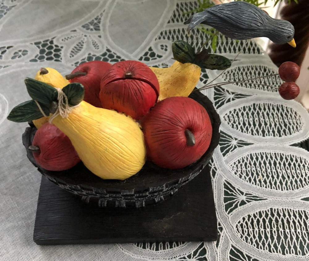 ENESCO CAROL ENDRES FRUIT BOOKENDS