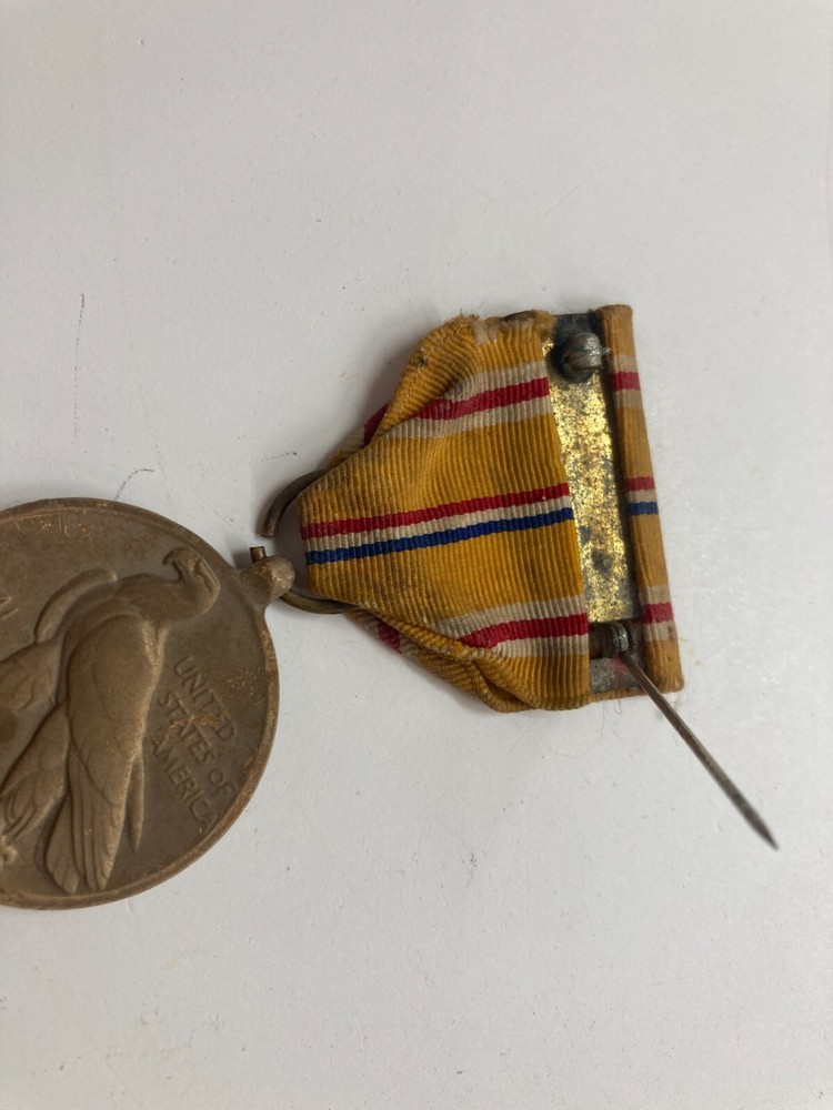 WW2 Original US Asianic Pacific Campaign Ribbon pin