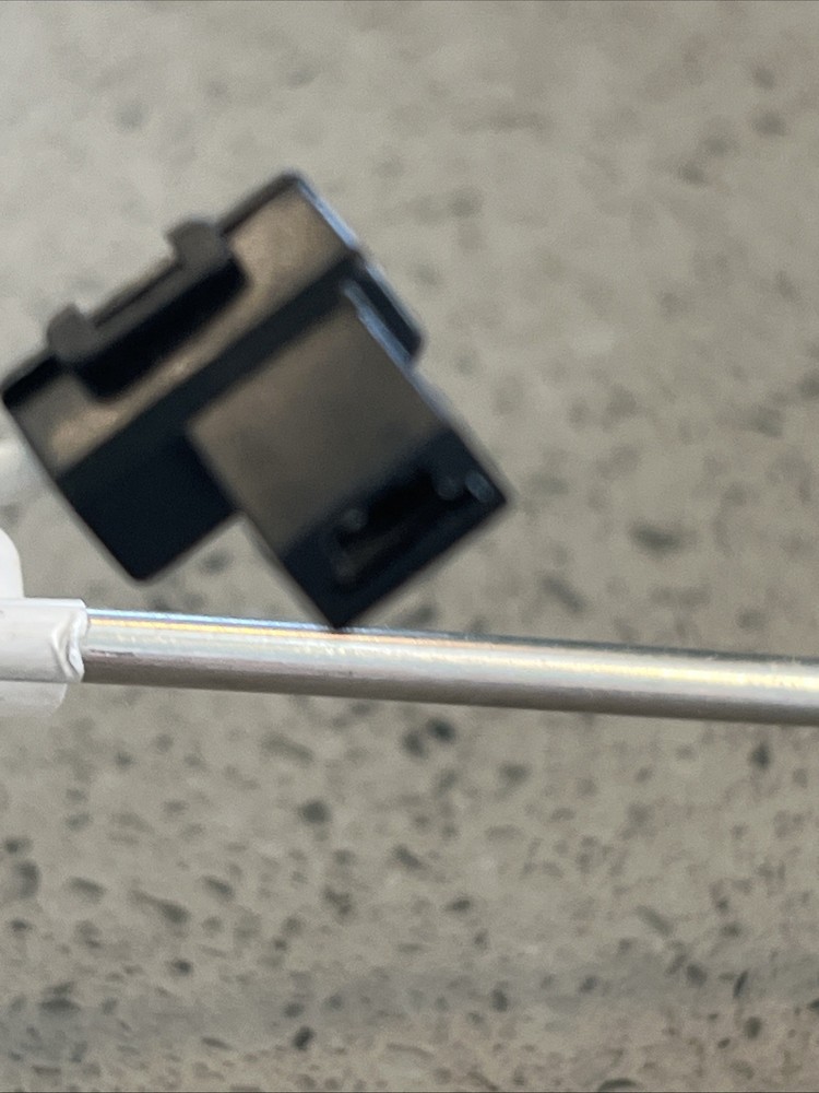 ￼ 233–4 8999–05A￼Pilot Assembly ￼