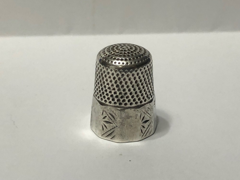 Antique Sterling Silver Thimble Panel Band