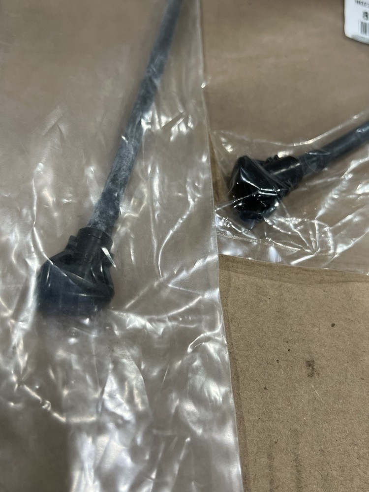 Genuine Mitsubishi Windshield Washer Nozzle Pair Left Right 2006-2012 Eclipse