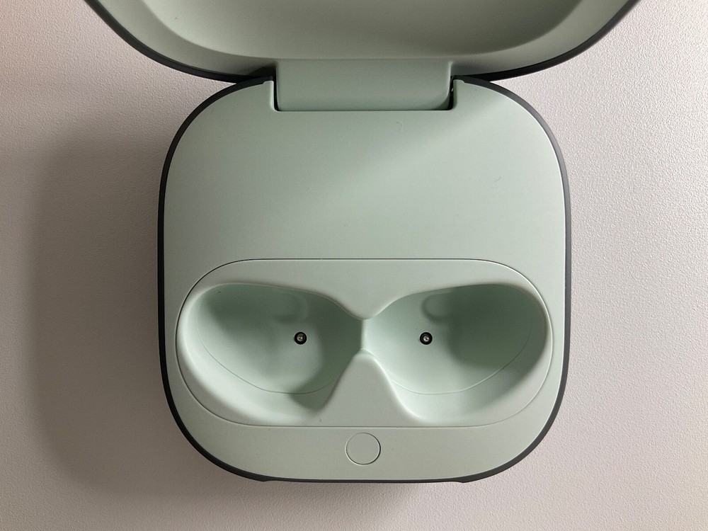 Original Beats Fit Pro Replacement Charging Case