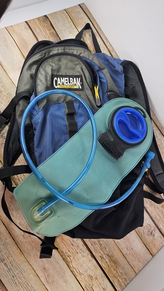 CamelBak Trail Blazer Hydration Pack W/ 2 L Bladder