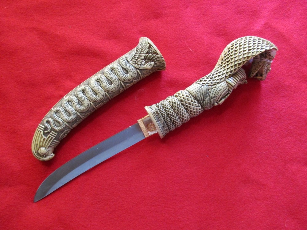 COBRA DAGGER WITH AWSOME DESIGNED SHEATH #WHA-0424*08343