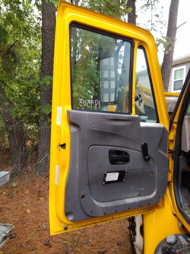 For 2008 INTERNATIONAL 4300 2002-2020 DOOR ASSEMBLY Left , MD