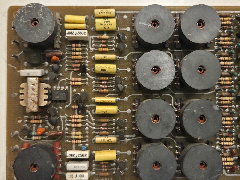 Speedcall selective calling or signaling encoder/decoder P/n 547-3200