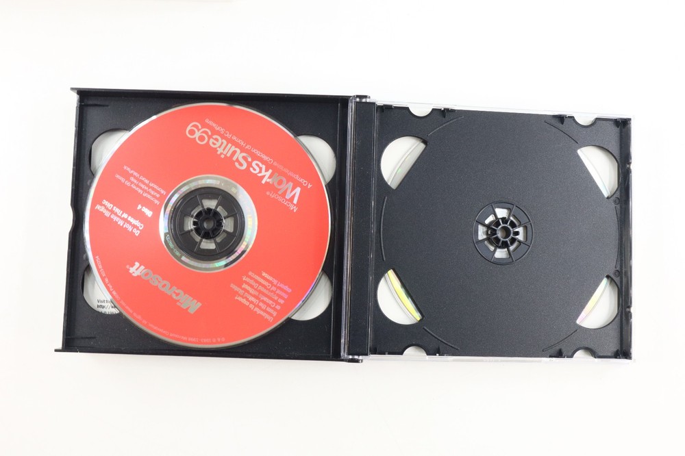 Microsoft Works Suite 99 w/ Product Key Big Box